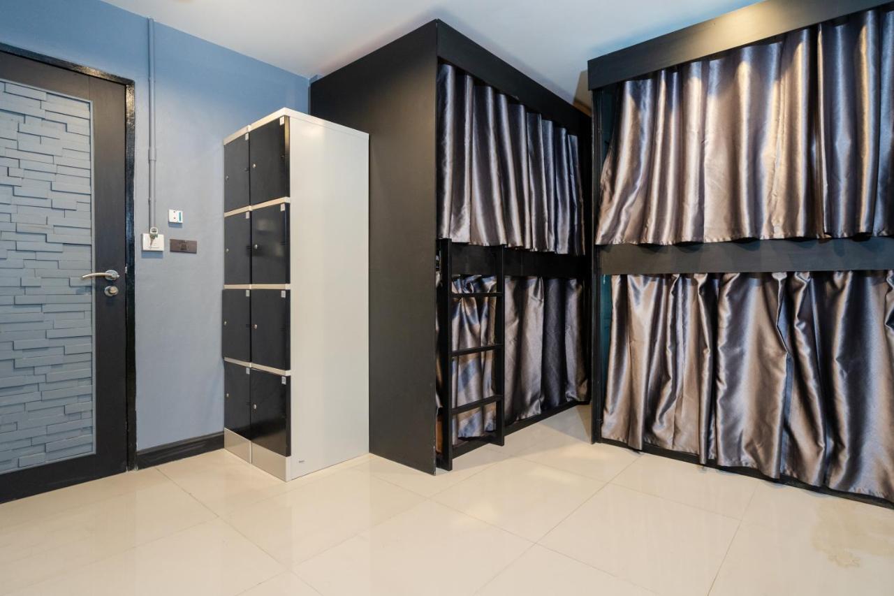 Black Pantera Hostel Patong Luaran gambar